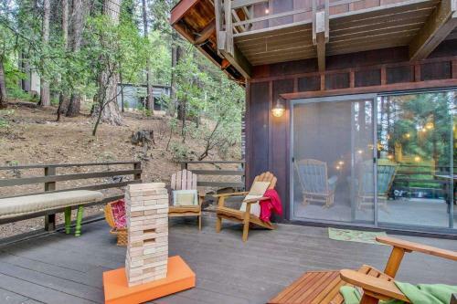Peaceful And Wooded Arnold Cabin - Walk To Dtwn