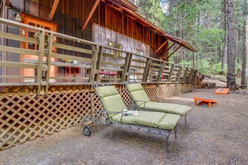 Peaceful And Wooded Arnold Cabin - Walk To Dtwn