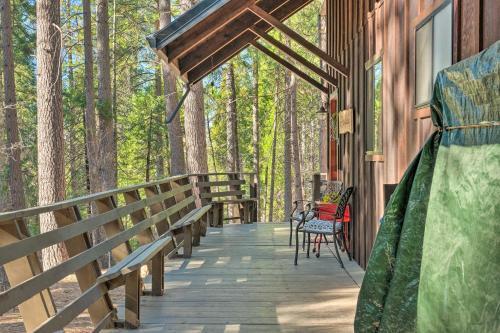 Peaceful And Wooded Arnold Cabin - Walk To Dtwn