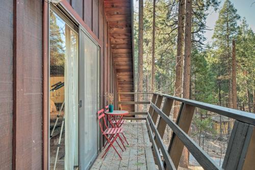 Peaceful And Wooded Arnold Cabin - Walk To Dtwn