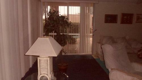 -condo Bermuda Fairway Villas 2 Br Minimun 28 Nights Bdcc