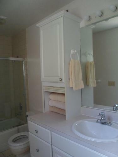-condo Bermuda Fairway Villas 2 Br Minimun 28 Nights Bdcc