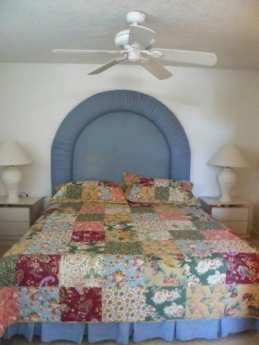 -condo Bermuda Fairway Villas 2 Br Minimun 28 Nights Bdcc