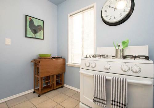 Apartamento The Burbank Sanctuary - Be Pampered - Full Kitchen