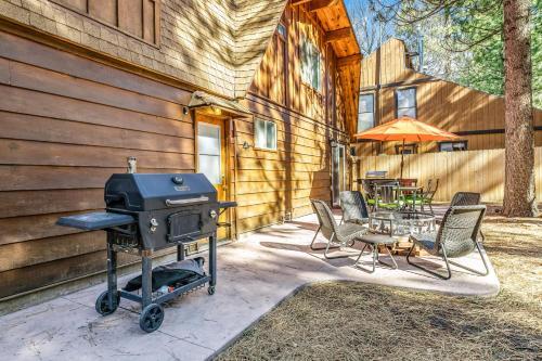 Samia's Bear Cabin