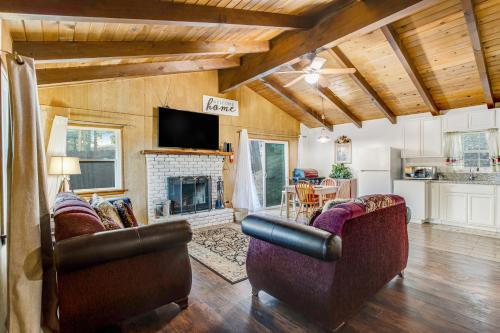 Woodsmoke Hideaway