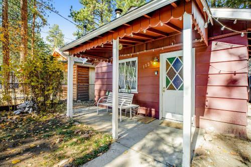 Alyssa Bear Cabin