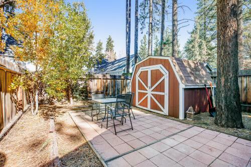 Alyssa Bear Cabin