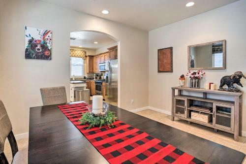 Inviting Cottage 5 Mi From Big Bear Lake!