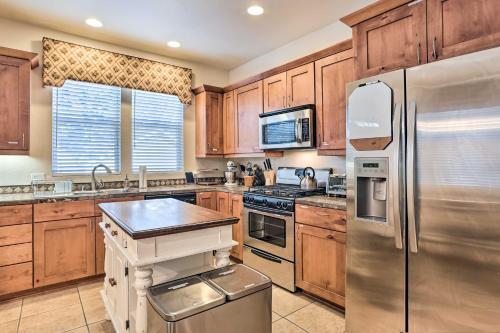 Inviting Cottage 5 Mi From Big Bear Lake!