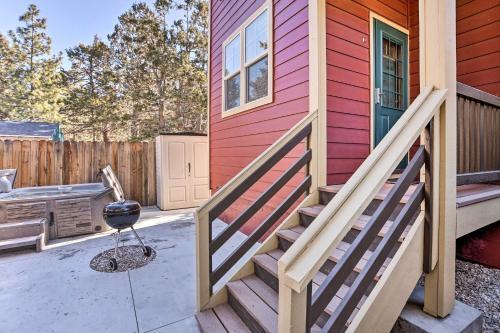 Inviting Cottage 5 Mi From Big Bear Lake!