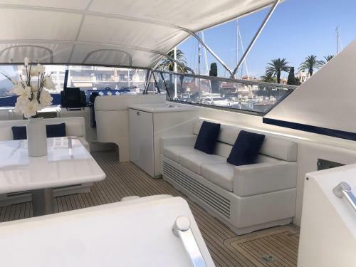Home Sweet Boat