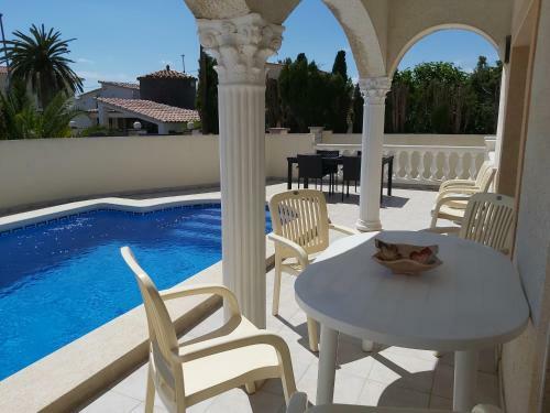 Villa Casa Amb Piscina Privada