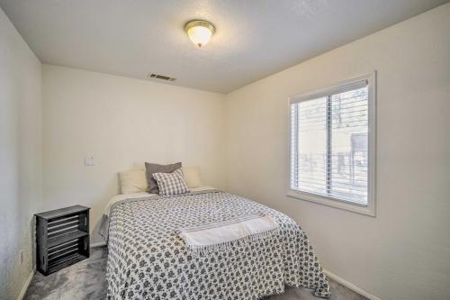 All-season Big Bear Home With Stone Fireplace!