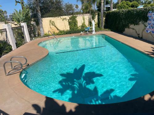 Motel Legacy Inn & Suites