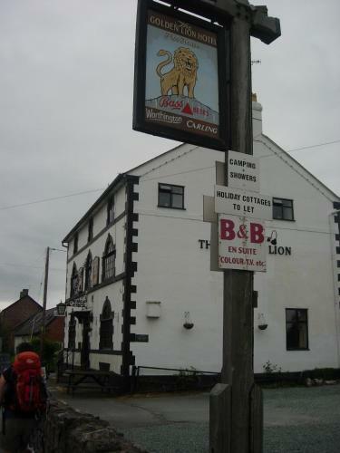 Hostal The Golden Lion Hotel