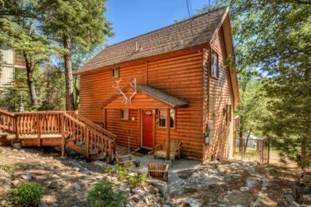 Doormat Vacation Rentals - Moonridge Mountain Manor