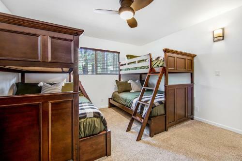 Bearfoot Summit Haus