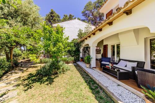 Villa Cala San Vicente - Can Botana 5