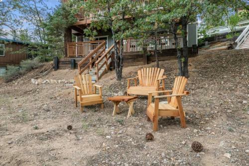 Moonridge Bear Mountain Cabin