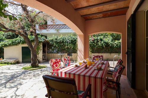 Villa Ponce