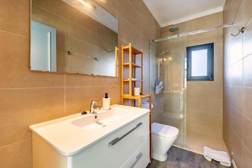 Modesto Apartment B