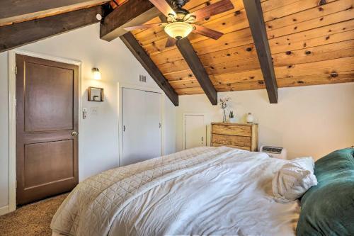 Cozy Cabin About 3 Mi To Big Bear Mtn Ski Resort!
