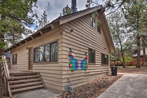 Cozy Cabin About 3 Mi To Big Bear Mtn Ski Resort!