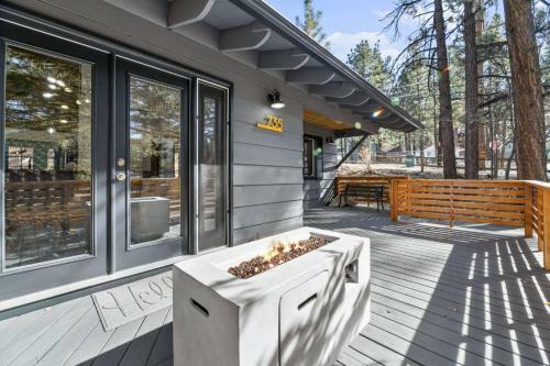 Yellow Pine Lodge