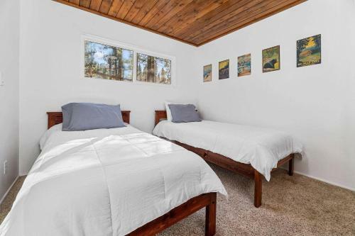 Yellow Pine Lodge