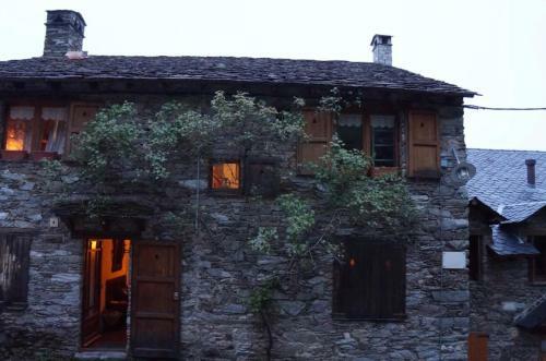 Casa De La Font De Dalt