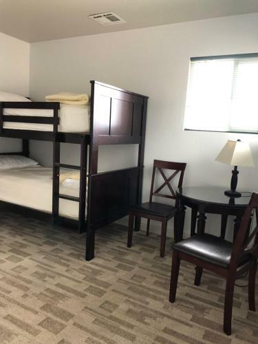 Hotel Bay Meadows Resort