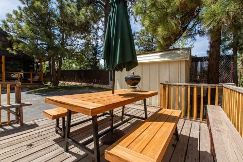 Bear Cabin-central Ac, Play Deck, Jacuzzi