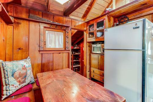 Hobbit House In Big Bear