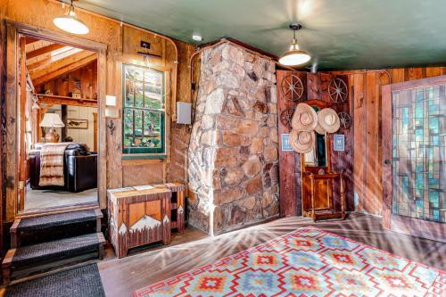 Hobbit House In Big Bear