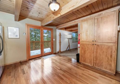 Big Bear Treehouse