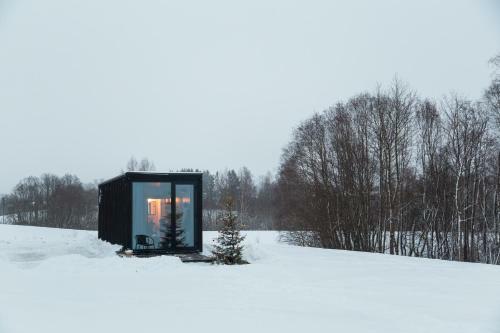 Unique & New Tiny House Getaway In The Nature