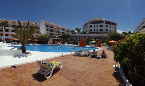 Apartamento Beautiful Duplex With Heated Pool