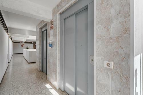 Olympia Apartments