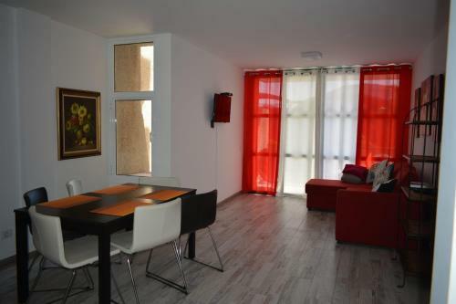 Family Beach Apartment