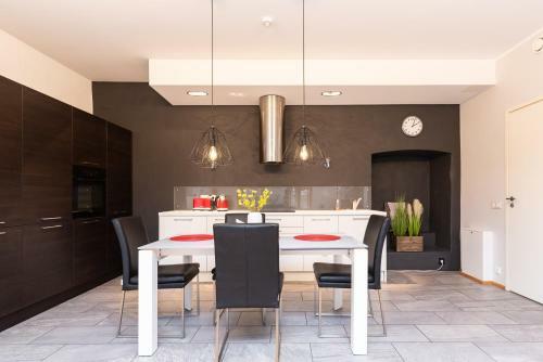 Stylish Apartment With Parking In Telliskivi