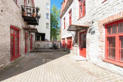 Stylish Apartment With Parking In Telliskivi