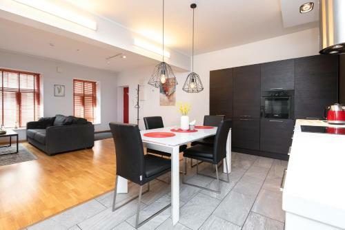 Stylish Apartment With Parking In Telliskivi