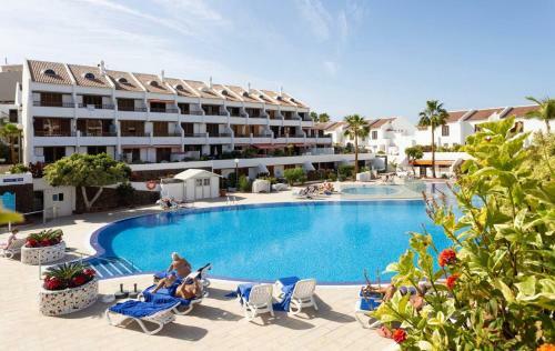 Parque Santiago 1, Brand New Apartment With Heated Pool!