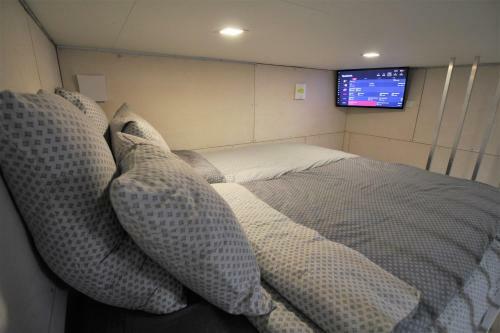 Hotel Tamula Cube House