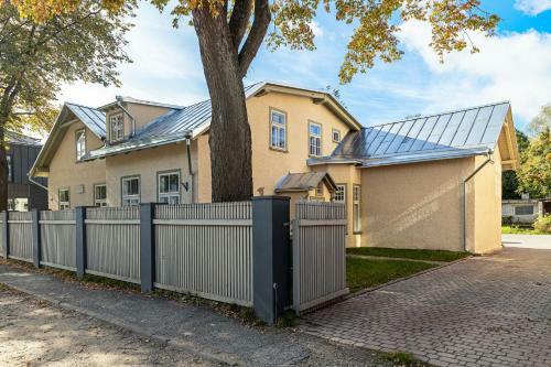T�nisson Apartments
