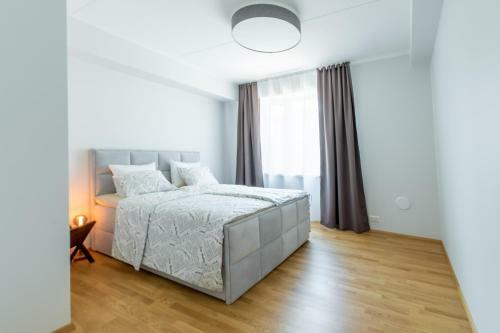 Delta Luxury Apartment With Terrace