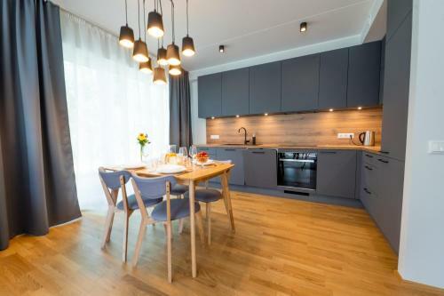 Delta Luxury Apartment With Terrace