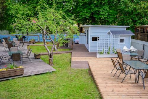 Hostal Cabin Guesthouse