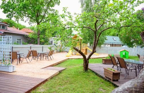 Hostal Cabin Guesthouse
